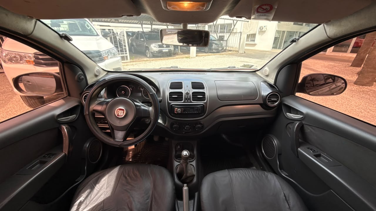RENAULT - GRAND SIENA    ATTRACTIVE   1.4  - MANUAL  - 2013